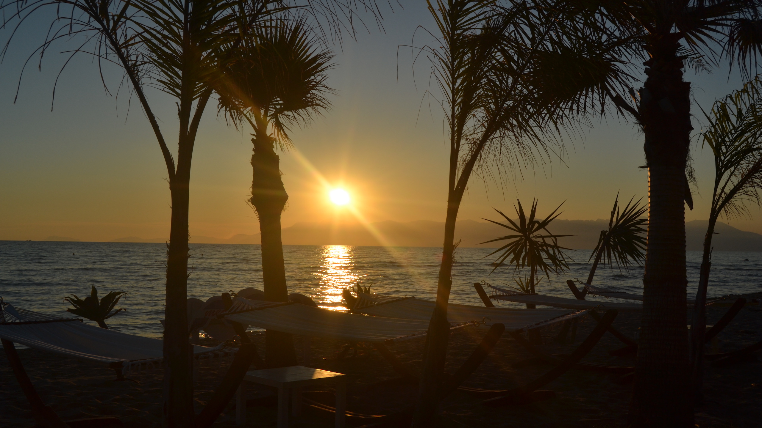 Tramonto sulla spiaggia